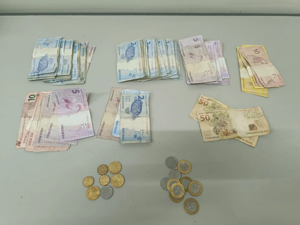 Noticias de Araras | Adolescente agride guarda civil municipal ao ser abordado com droga e é liberado na delegacia de Araras, SP