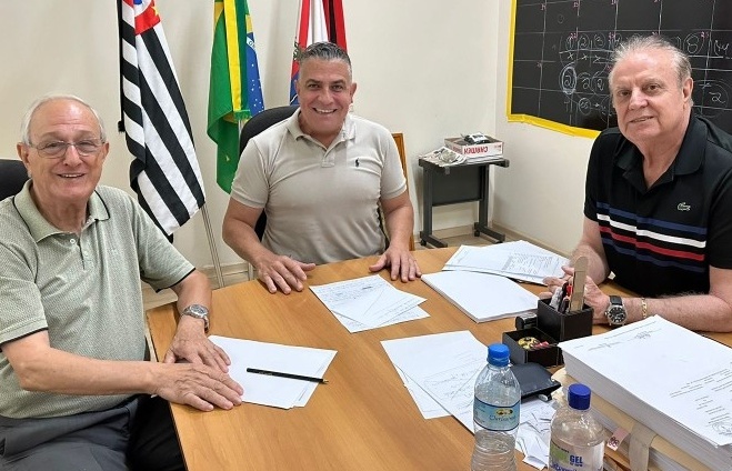 Noticias de Araras | Funcionários públicos conveniados do São Luiz saúde rebatem nota da prefeitura de Araras, SP: "Então quem está mentindo? Médicos ou prefeito?" Noticias de Araras | Funcionários públicos conveniados do São Luiz saúde rebatem nota da prefeitura de Araras, SP: "Então quem está mentindo? Médicos ou prefeito?"