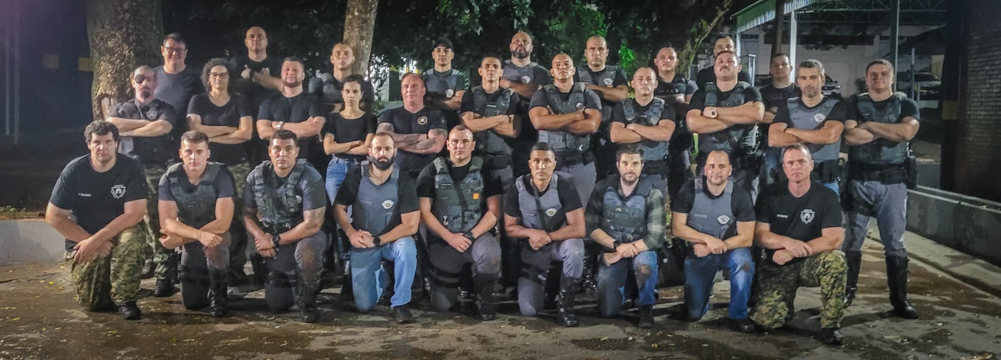 Noticias de Araras | TIROS, GRITOS E ADRENALINA: Arena71 e Polícia Militar Rodoviária encaram simulações realistas de policial ferido durante treinamento em Araraquara, SP Noticias de Araras | TIROS, GRITOS E ADRENALINA: Arena71 e Polícia Militar Rodoviária encaram simulações realistas de policial ferido durante treinamento em Araraquara, SP
