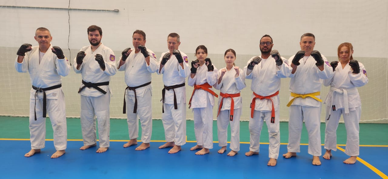 Noticias de Araras | Escola Bukan Araras de Krav Maga participa de cerimônia de graduação e treinamento especial de Krav Maga em Jundiaí, SP Noticias de Araras | Escola Bukan Araras de Krav Maga participa de cerimônia de graduação e treinamento especial de Krav Maga em Jundiaí, SP